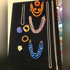 Vintage bundle lot jewelry 50s to 90s necklaces. Bracelets, lucite, pearls